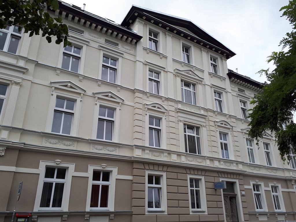Poddasze Pokoje I Apartamenty Bromberg Exterior foto